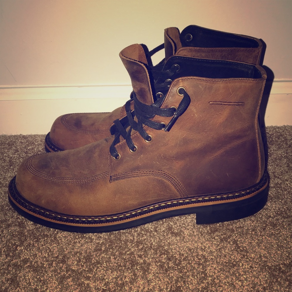 Broken Homme Men’s 11.5 Boots